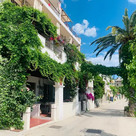 Apartment Sweet By The Sea